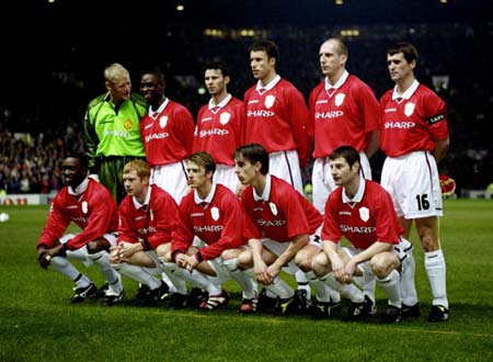 [亚冬会]中国冰壶女队小组赛取得四连胜.